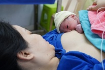 Những rào cản khi nuôi con bằng sữa mẹ trong 6 tháng đầu 