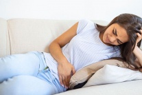 Đau bụng kinh thứ phát do lạc nội mạc tử cung