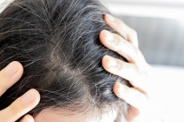 Cách làm chậm quá trình bạc tóc sớm