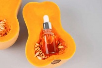 Giúp tóc mọc nhanh, chắc khỏe với dầu hạt bí ngô