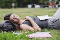 Tử vi Chủ nhật (16/11/2025): Ma Kết muốn có thời gian nghỉ ngơi