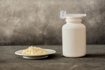 Sự thật về trào lưu sử dụng sữa non để bồi bổ sức khỏe