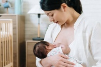 Mẹ sau sinh nên ăn gì để sữa nhanh về?