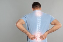 Sự thật đằng sau 8 quan niệm sai lầm về đau lưng