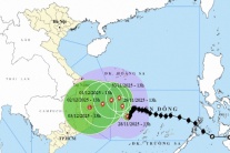 Áp thấp nhiệt đới 'bám đuôi' bão số 15 trên biển Đông