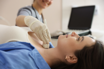 5 cách cải thiện bướu cổ lành tính an toàn và hiệu quả