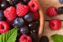 Chế độ ăn giàu polyphenol tốt cho sức khỏe tim mạch 