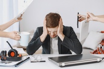 Tử vi thứ Tư (3/12/2025): Song Tử không nên để áp lực đè nặng lên mình