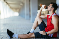 Lạm dụng thực phẩm bổ sung pre-workout khiến người trẻ thiếu ngủ trầm trọng