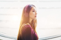 Tử vi thứ Bảy (13/12/2025): Bạch Dương sẽ tin vào trực giác của mình