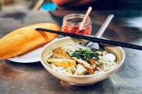 Thời điểm ăn sáng an toàn cho người mỡ máu cao