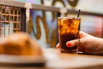 Thèm đồ lạnh giữa mùa Đông liệu có ảnh hưởng đến sức khỏe?