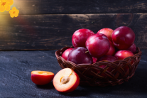 Lợi ích của quả mơ và mận đối với hệ tiêu hóa sau Tết?