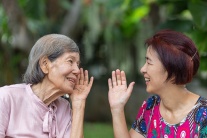 Ù tai ở người cao tuổi có hết được không?