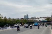 Bắc Bộ nhiều mây âm u, Nam Bộ vẫn mưa dông