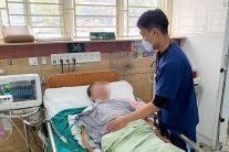 Sơn La: 3 người nghi ngộ độc sau bữa ăn gia đình, Bộ Y tế yêu cầu điều tra