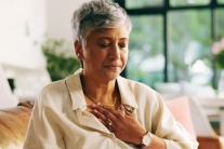 Đánh trống ngực: Khi nào cần lo lắng vì nhịp tim không đều?