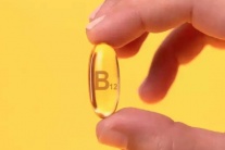 Dấu hiệu trên da cho thấy cơ thể cần bổ sung vitamin B12