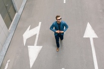 Tử vi Chủ nhật (15/3/2026): Thiên Bình khá quyết đoán trong ngày hôm nay