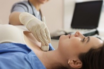 Những dấu hiệu cảnh báo bướu cổ và cách chăm sóc tuyến giáp