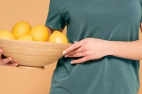 Bổ sung vitamin C sai cách có thể làm tăng nguy cơ sỏi thận?