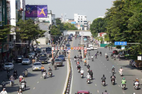 Bắc Bộ và Trung Bộ đón nắng nóng, có nơi trên 36 độ