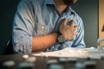 Tim hay “bỏ nhịp” vài giây rồi đập mạnh có nguy hiểm không?