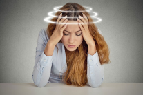 Cách phân biệt chóng mặt lành tính và cảnh báo nguy hiểm