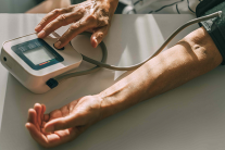 Một vài lưu ý quan trọng khi tự đo huyết áp tại nhà