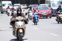 Nắng nóng gay gắt tiếp diễn vào cuối tuần