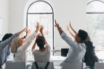 Tử vi thứ Ba (28/4/2026): Song Tử sẽ thấy hơi ngại ngùng khi phải làm việc nhóm