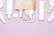 Đừng để làn da “ngộp thở” vì dùng quá nhiều mỹ phẩm