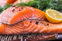 Sau tuổi 50, ăn gì để duy trì vóc dáng thon gọn?