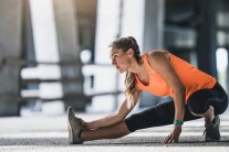 3 động tác yoga giúp giảm căng mỏi cơ gân kheo  