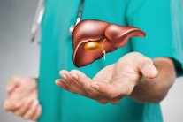 Sỏi đường mật trong gan 10 - 12mm gây viêm có phải mổ không?