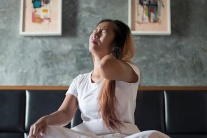 “Thủ phạm” khiến bạn đau nhức cơ thể vào buổi sáng