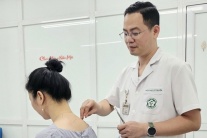 Điều trị đau cổ vai gáy bằng Y học cổ truyền