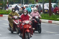 Trung Bộ và Nam Bộ mưa dông chiều tối