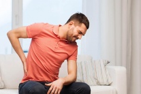 Thoái hóa đĩa đệm cột sống đang ngày càng trẻ hóa