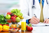 Bộ Y tế hướng dẫn chuẩn hóa dinh dưỡng cho người bệnh ung thư