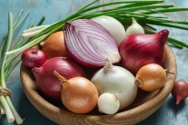 Bảo quản hành tỏi thế nào để giữ tươi lâu, hạn chế nảy mầm?