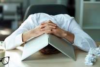 Cảnh báo mối liên hệ giữa burnout và suy nhược thần kinh