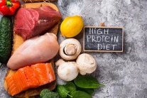 Chế độ ăn giàu protein có gây táo bón?