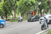 Trung Bộ tiếp tục nắng nóng, có nơi trên 38 độ