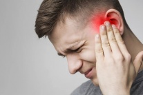 Bị ù tai, đau đầu nên làm gì cải thiện?
