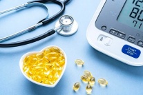 Đang dùng thuốc hạ huyết áp có uống vitamin D được không?