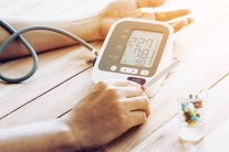 Bị tăng huyết áp cần cẩn trọng với 6 thảo dược và hoạt chất này