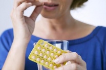 Thuốc HRT làm tăng nguy cơ hình thành cục máu đông?