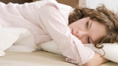 HRT có an toàn cho chị em khô hạn, tiền mãn kinh?