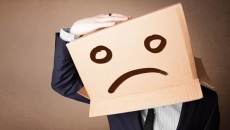 Dị ứng phấn hoa có thể gây ra tâm thần phân liệt